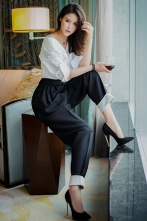 欧美啄木乌成人系列高压狱警_720日韩电影在线